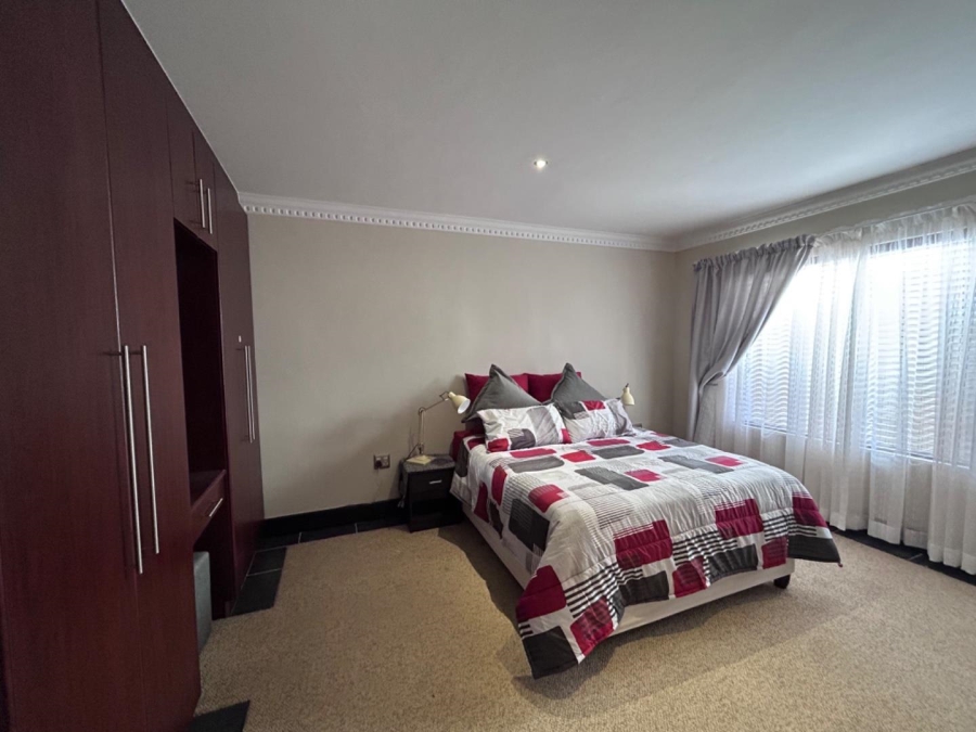 3 Bedroom Property for Sale in Jeffreys Bay Central Eastern Cape
